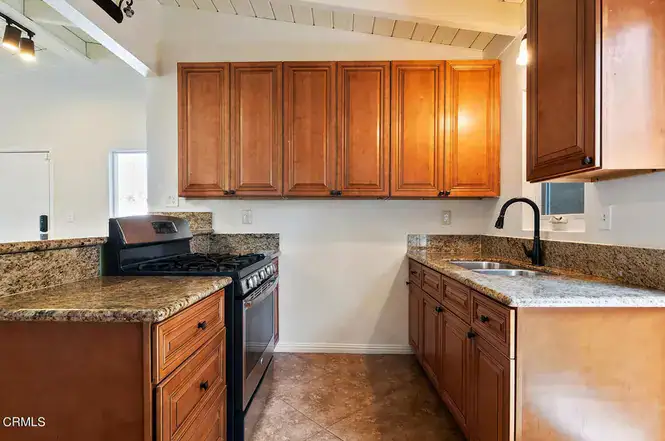 genMid.V1-23572_22_0